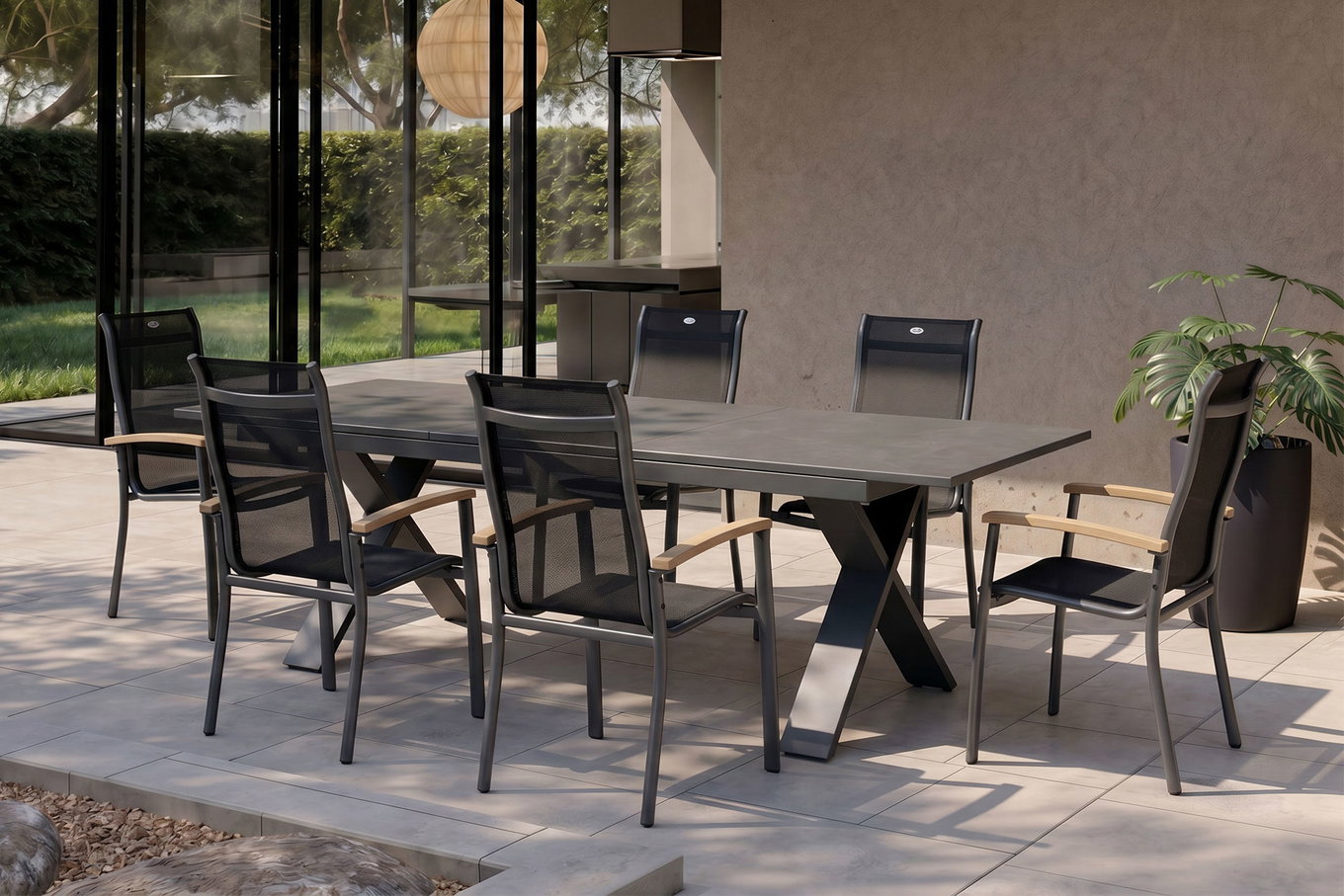 HARTMAN Sondermodell Xanadu / Alice Garten-Essgruppe, xerix/schwarz, Alu/Glaskeramik, 4x4 Textilen, 6 Stapelsessel, 220/280x100cm