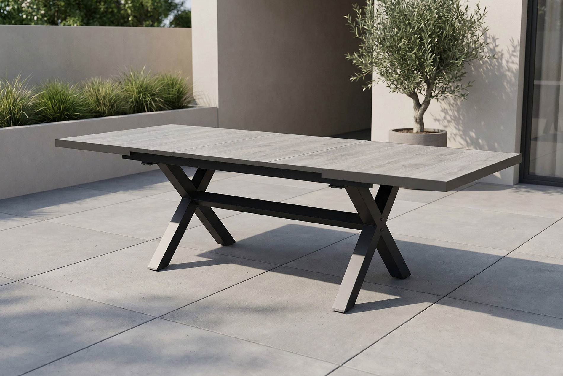 OUTFLEXX Louvra Ausziehtisch, anthrazit/Holzoptik, Alu/Keramik, 160/210x100,5cm, Tischplatte aus Keramikfliesen OUTFLEXX Louvra Ausziehtisch, anthrazit/Holzoptik, Alu/Keramik, 160/210x100,5cm, Tischplatte aus Keramikfliesen