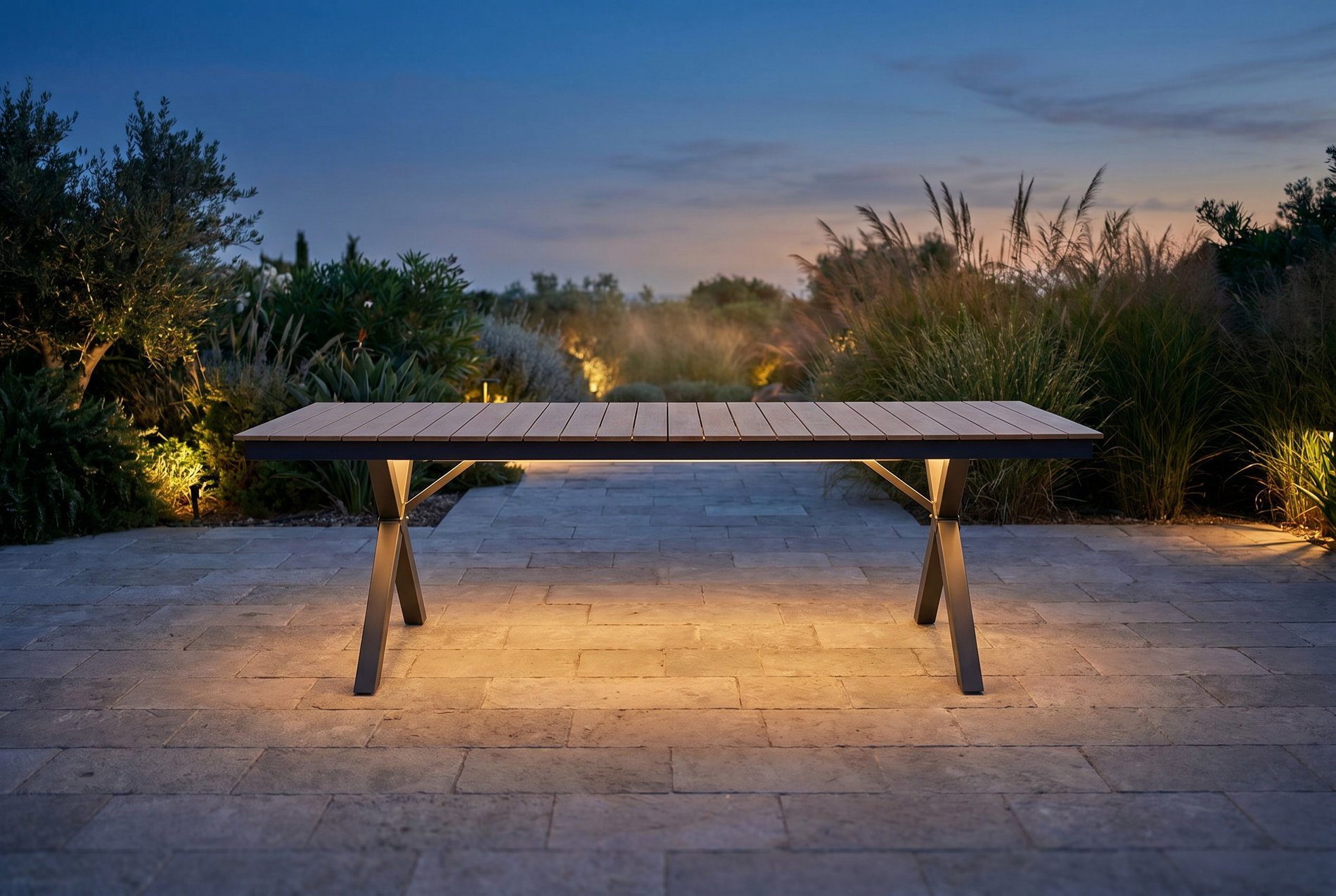 OUTFLEXX Luminara LED-Esstisch, anthrazit/natur, Aluminium/Holzimitat, 240 x 100 cm, X-Gestell, pulverbeschichtet, mit beleuchtetem Tischrahmen OUTFLEXX Luminara LED-Esstisch, anthrazit/natur, Aluminium/Holzimitat, 240 x 100 cm, X-Gestell, pulverbeschichtet, mit beleuchtetem Tischrahmen